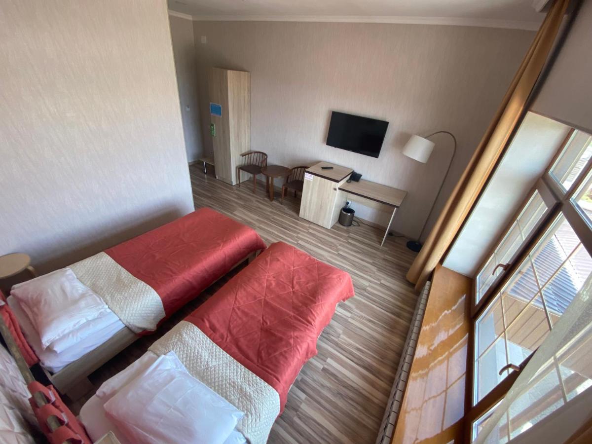 Hotel Azimut Balykčy Esterno foto