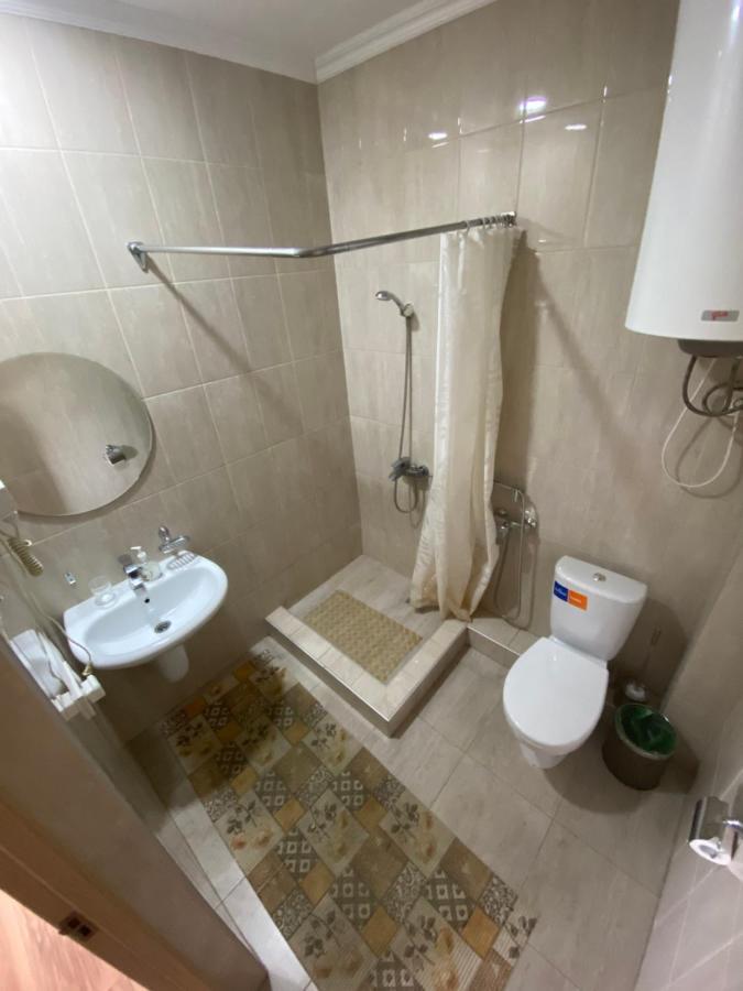 Hotel Azimut Balykčy Esterno foto